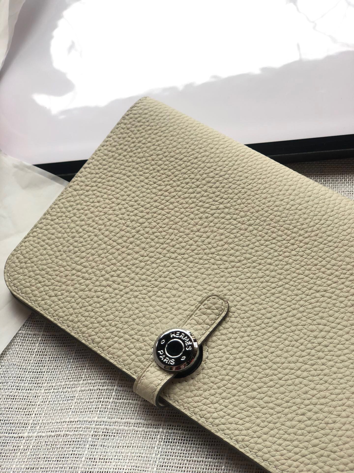 HERMES Dogon Wallet 20 Beige Togo Shw
