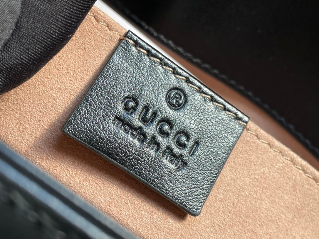 GUCCI MARMONT MATELASSÉ SMALL 22 BAG BLACK CALFSKIN