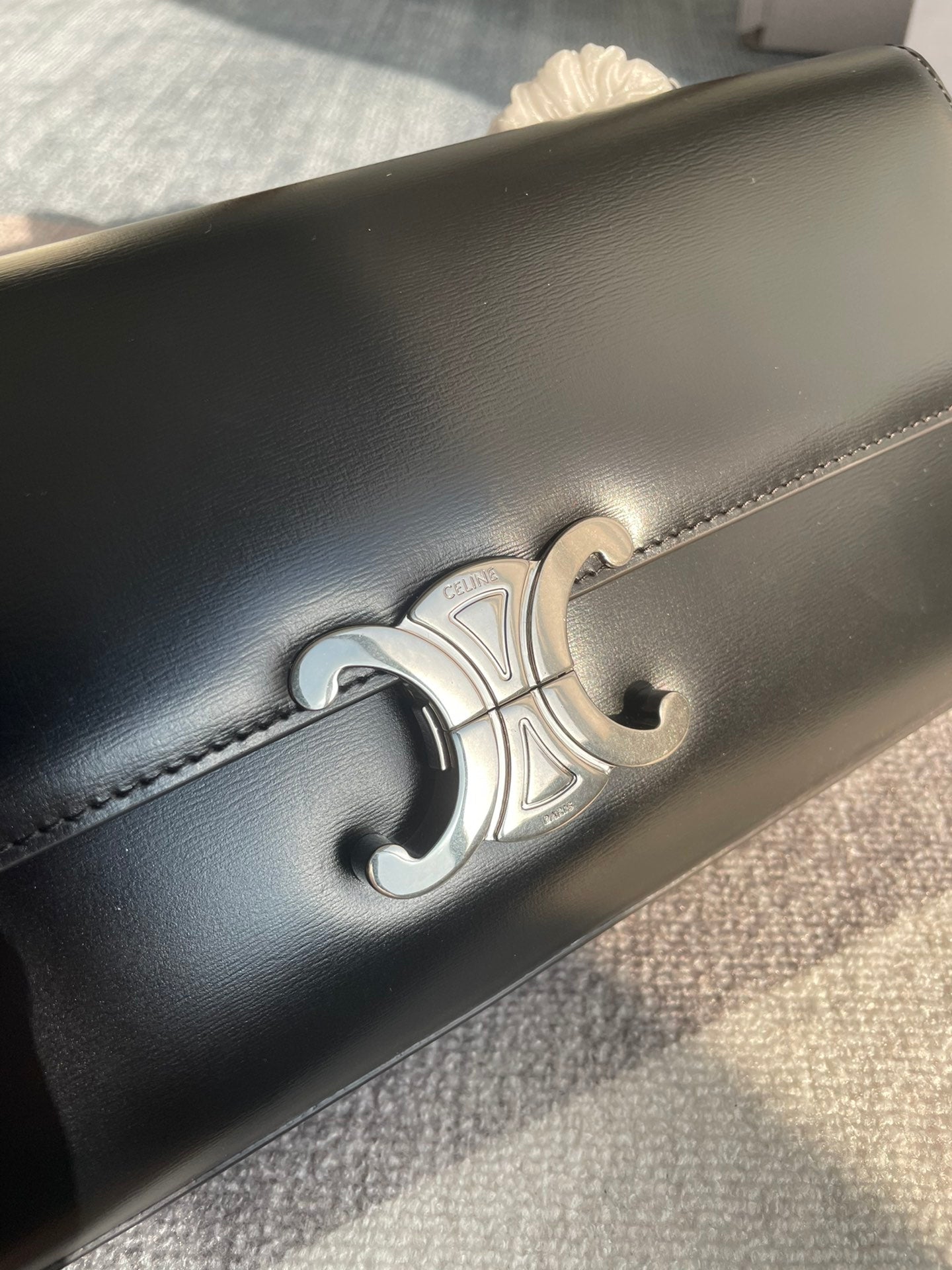 CELINE CHAIN SHOULDER BAG CLAUDE 33 IN BLACK CALFSKIN SILVER HARDWARE