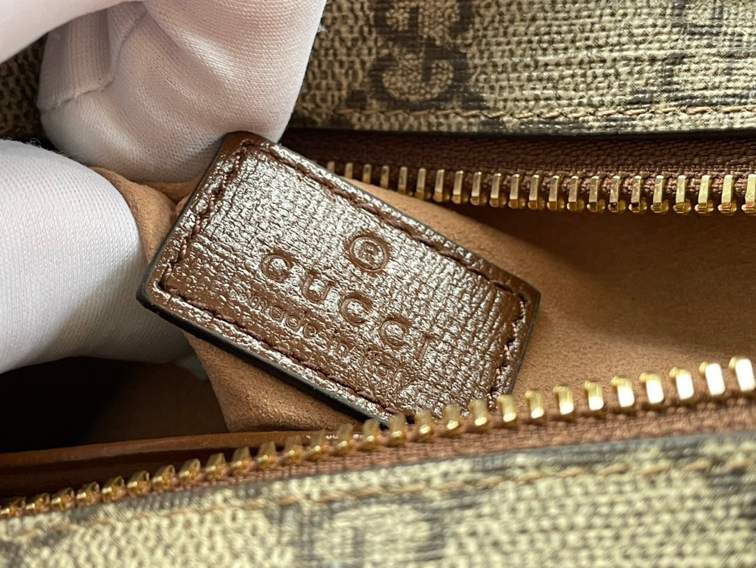 GUCCI BAG WITH INTERLOCKING G 22 IN BEIGE EBONY CANVAS AND BROWN CALFSKIN TRIM