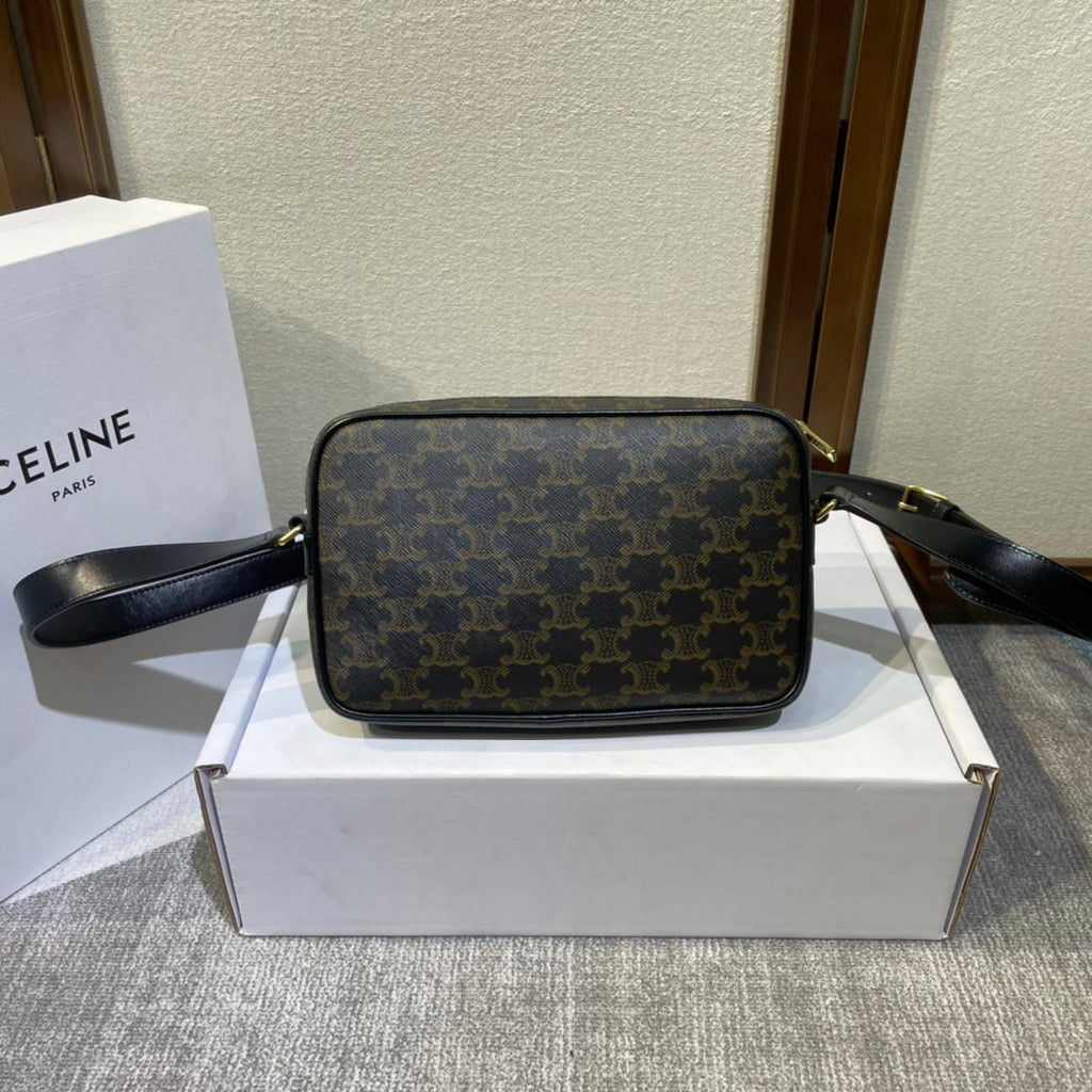 CELINE MEDIUM MESSENGER BAG 23 IN BLACK TRIOMPHE CANVAS WITH  PRINT