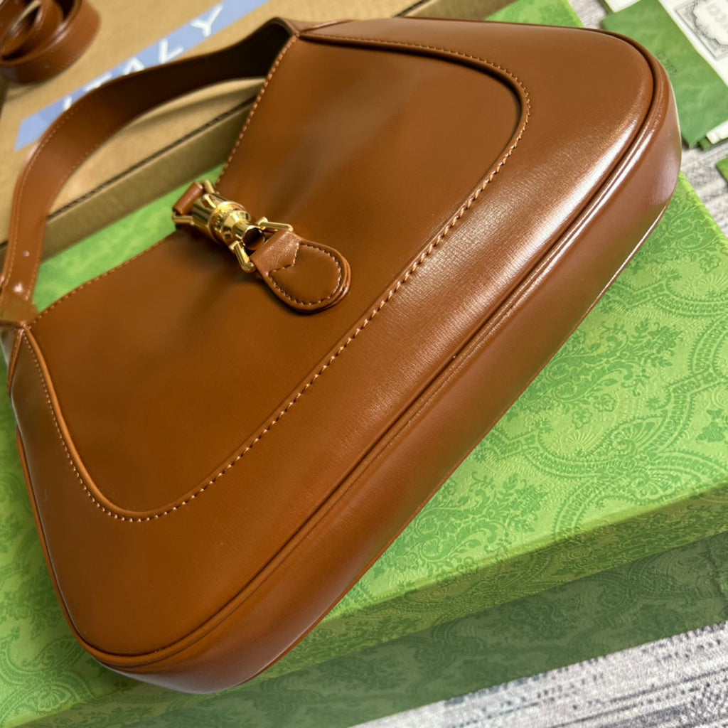 GUCCI JACKIE SMALL 28 SHOULDER BAG IN CINNAMON BROWN CALFSKIN