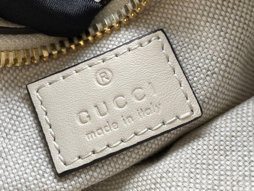 GUCCI ATTACHE 23 SMALL SHOULDER BAG WHITE CALFSKIN