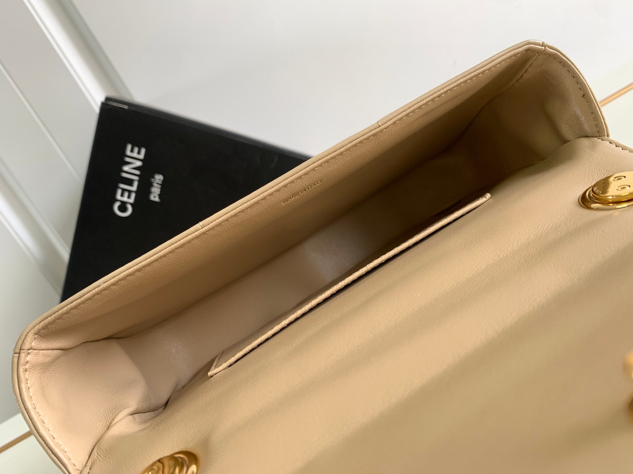 CELINE MONOCHROME 24 QUILTED BEIGE CREAM LAMBSKIN CHAIN SHOUDER BAG