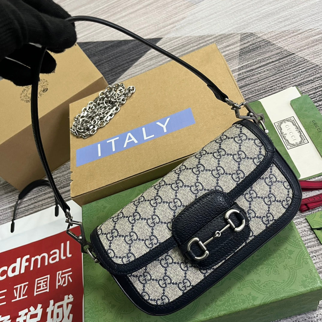 GUCCI HORSEBIT 1955 BAG 24 IN BEIGE CANVAS AND BLACK CALFSKIN