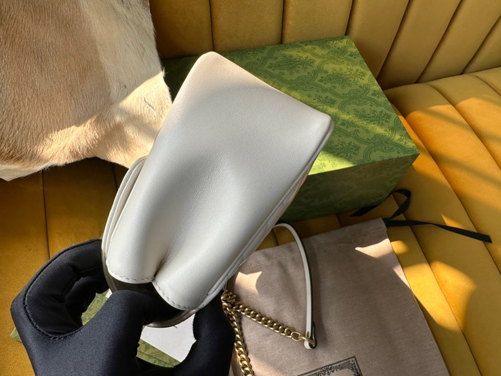 GUCCI MARMONT MINI 18 HANDBAG IN WHITE CALFSKIN