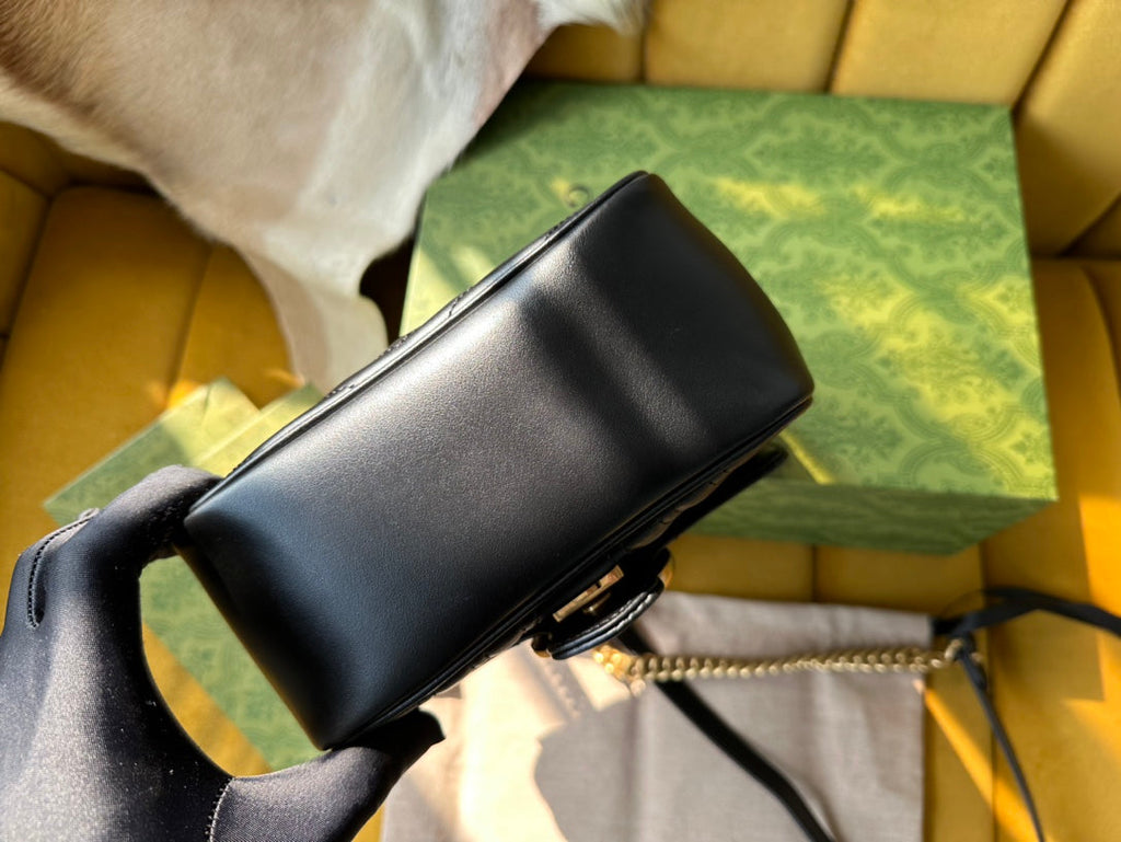 GUCCI MARMONT MINI 18 HANDBAG IN BLACK CALFSKIN