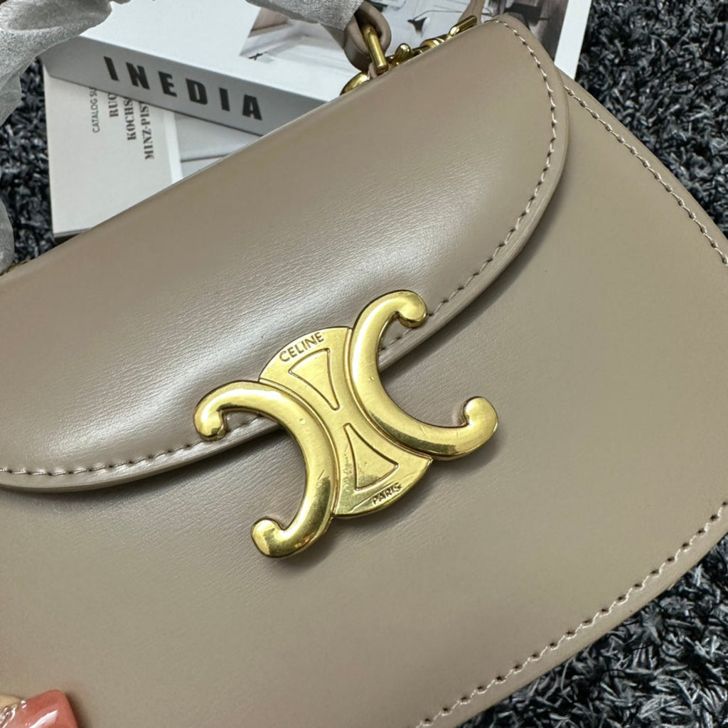 CELINE BESACE TRIPHOME 17 CALFSKIN BEIGE CREAM