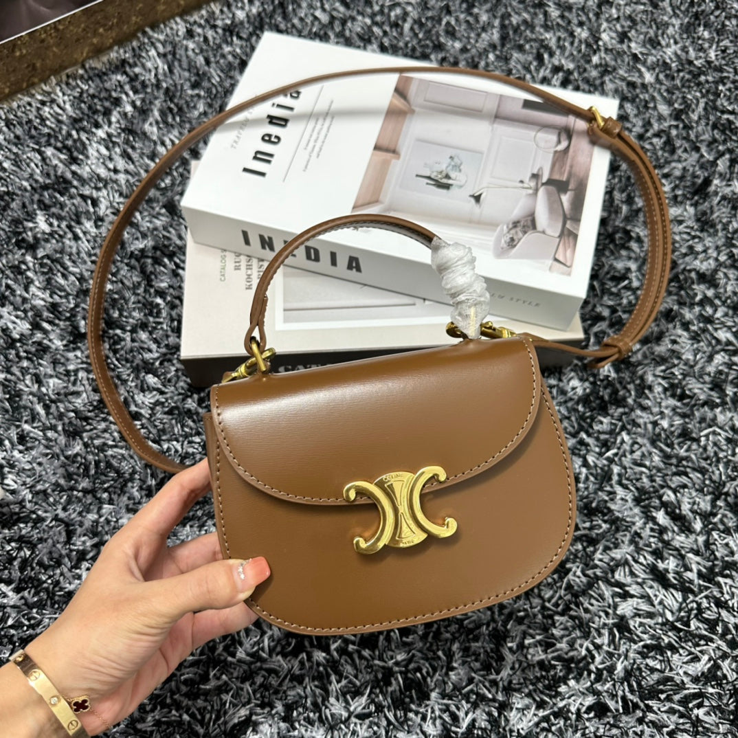 CELINE BESACE TRIPHOME 17 CALFSKIN CARAMEL BROWN