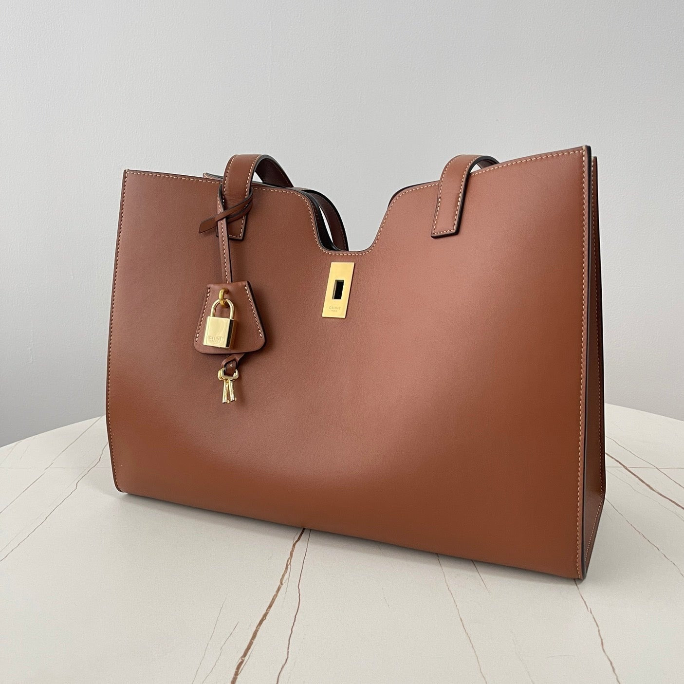 CELINE CABAS TRIOMPHE 37 CINNAMON BROWN IN SMOOTH CALFSKIN