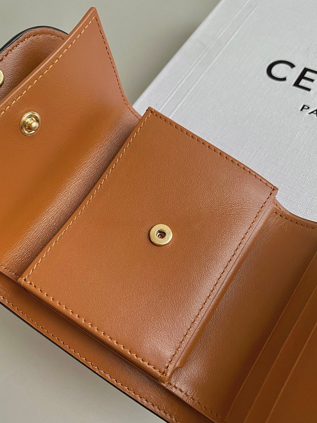CELINE TRIPHOME 10 TRIFOLD WALLET CALFSKIN AND CANVAS WHITE BROWN