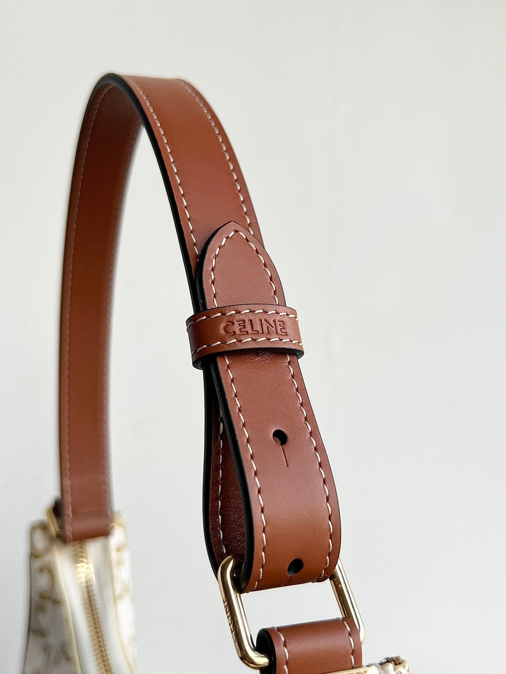 CELINE TRIOMPHE 23 COWHIDE WHITE CARO