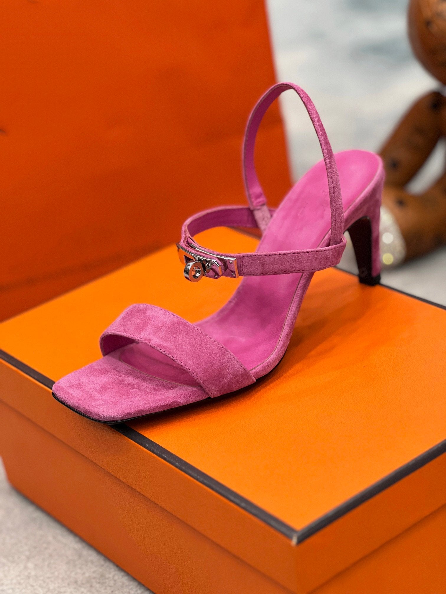 HERMES Glamour 75 Sandal Pink Suede