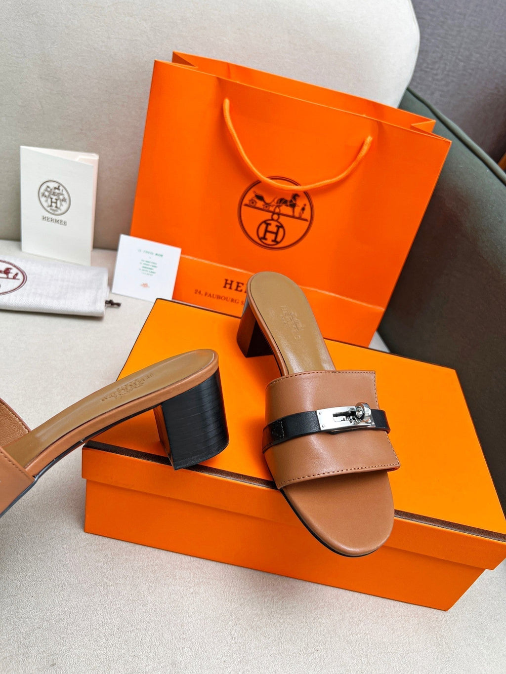 HERMES Gigi 50 Sandal Tan Black Calfskin
