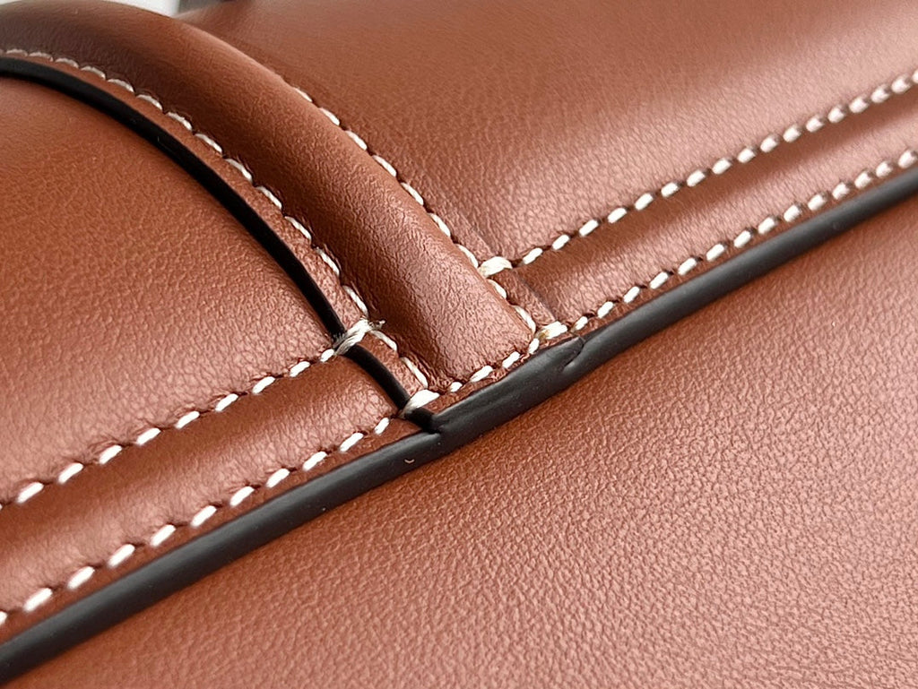 CELINE SOFT 18 CINNAMON BROWN CALFSKIN