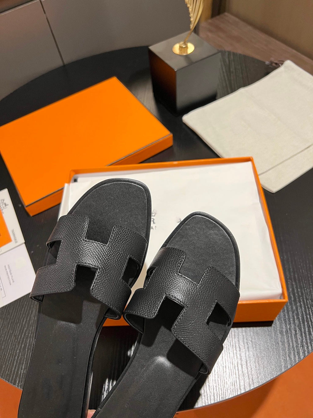 HERMES 0RAN SANDAL Leather Black