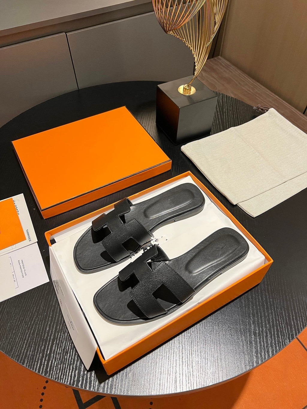 HERMES 0RAN SANDAL Leather Black