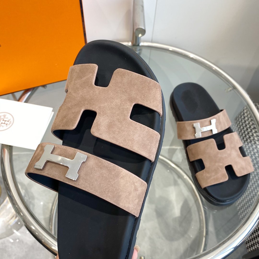 HERMES Chypre Sandal light brown Suede