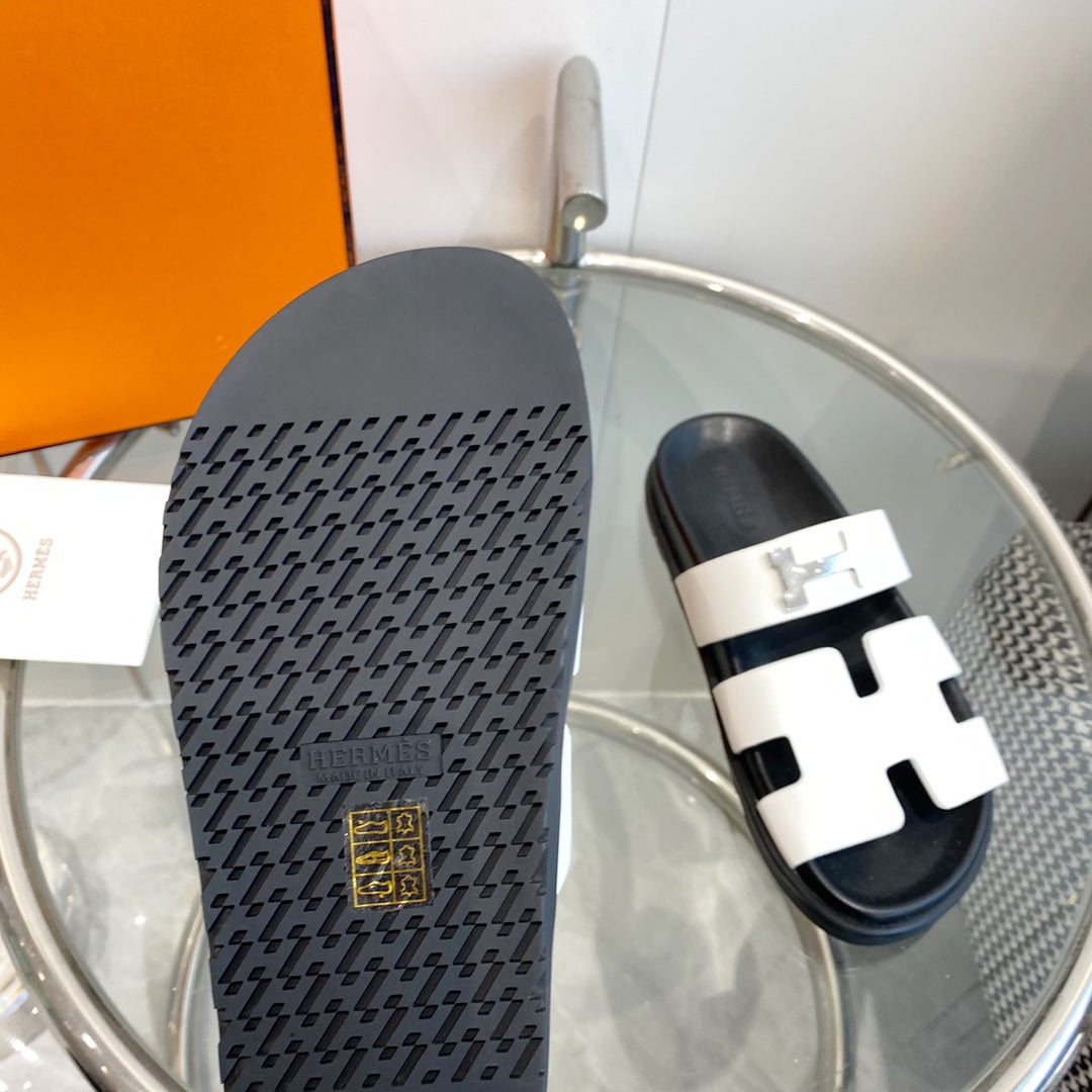 HERMES Chypre Sandal White Leather
