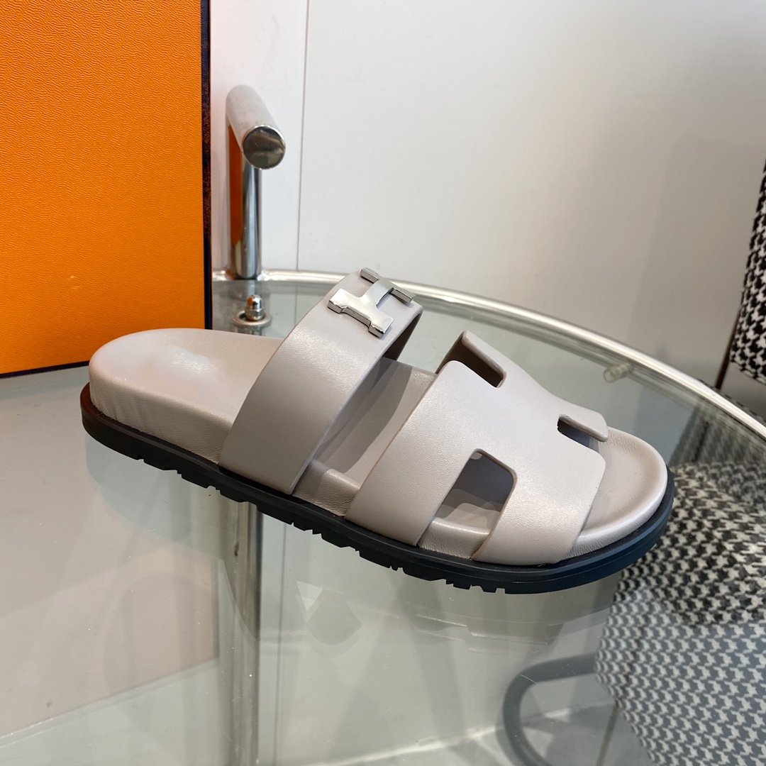 HERMES Chypre Sandal Gray Leather