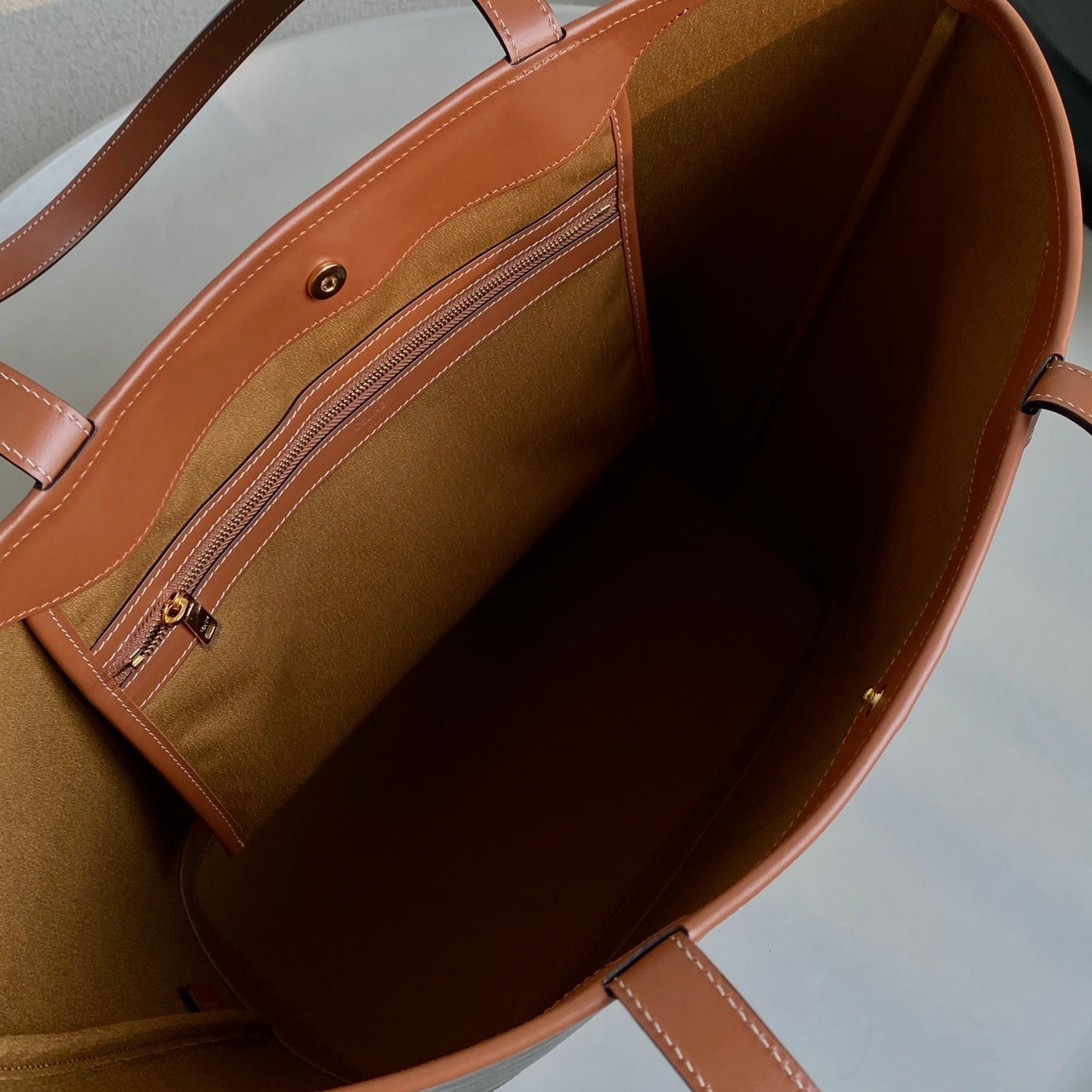 CELINE TRIOMPHE 31 TAN CALFSKIN