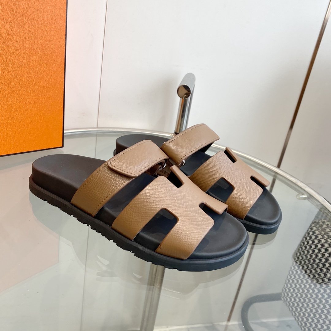 HERMES CHYPRE EPSOM Sandal brown Leather