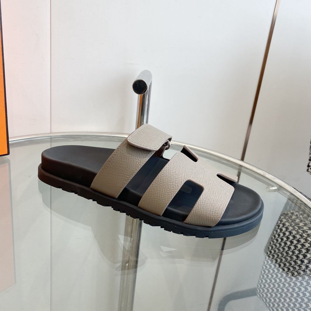 HERMES CHYPRE EPSOM Sandal gray Leather