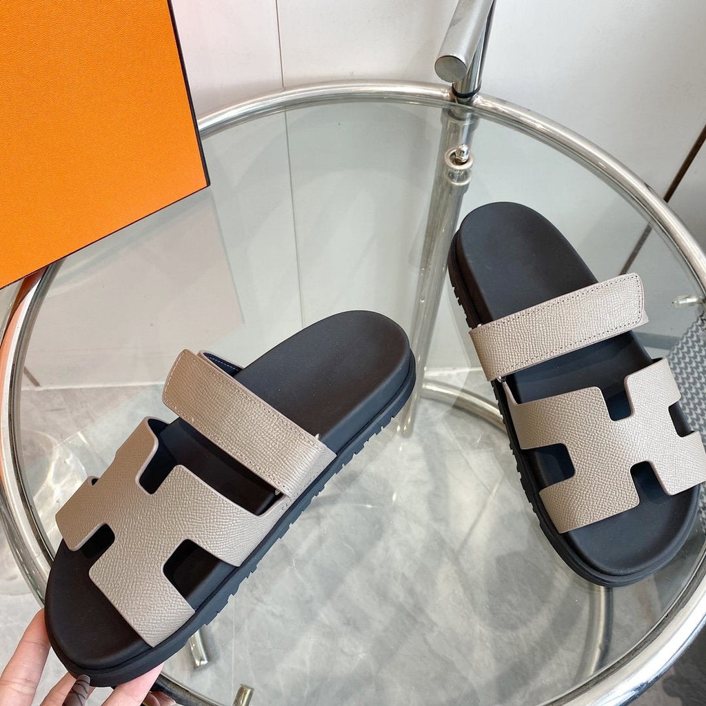 HERMES CHYPRE EPSOM Sandal gray Leather