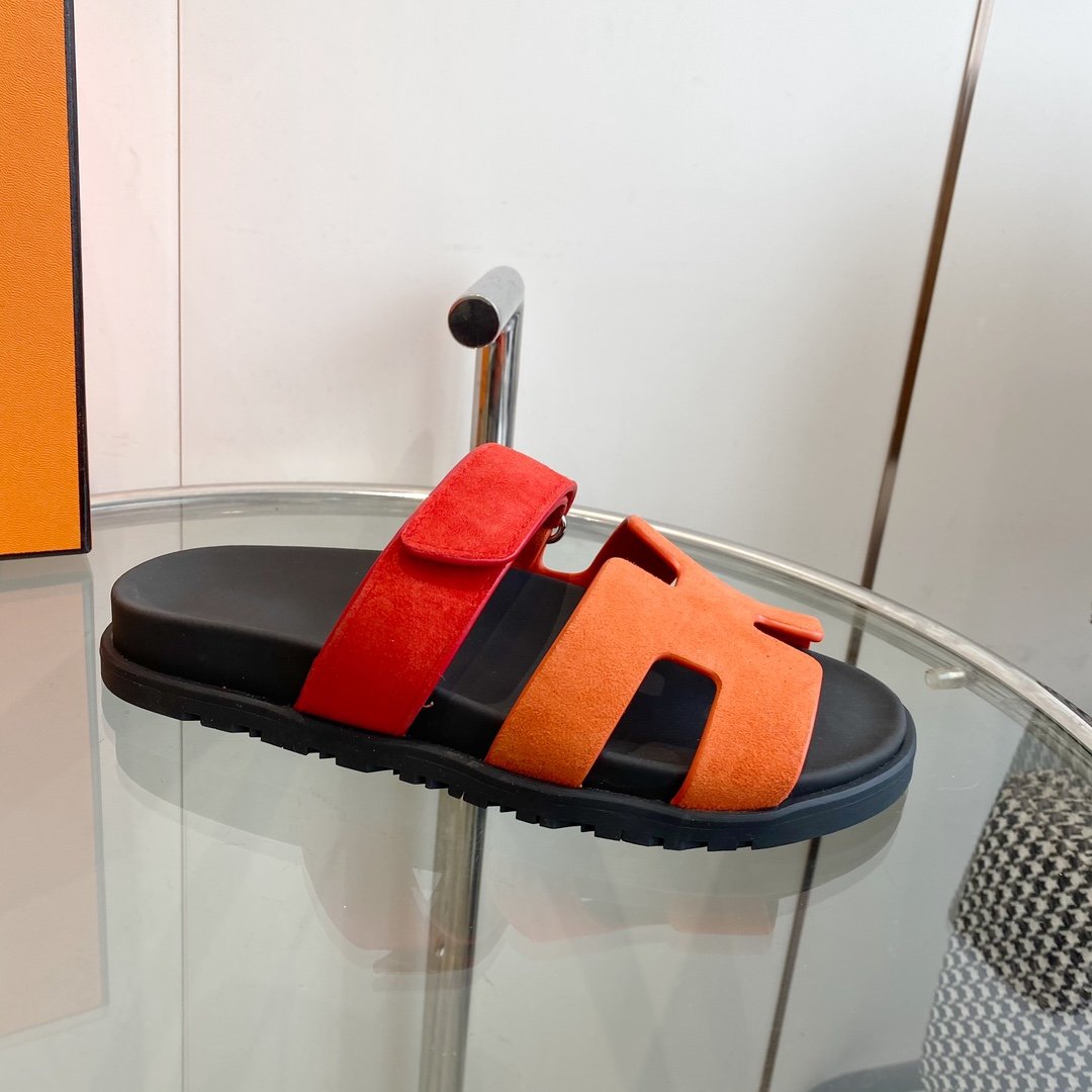 HERMES Chypre Sandal Orange Chapas / Red Suede