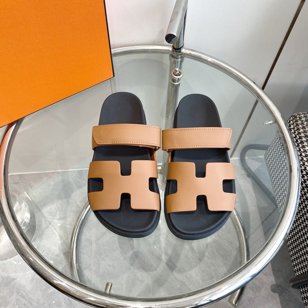HERMES Chypre Sandal Brown Mastic Calfskin Leather
