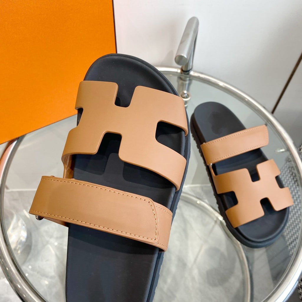 HERMES Chypre Sandal Brown Mastic Calfskin Leather