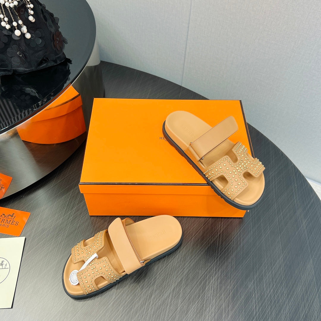 HERMES CHYPRE SANDAL LIGHT ORANGE CALFSKIN STYLIZED