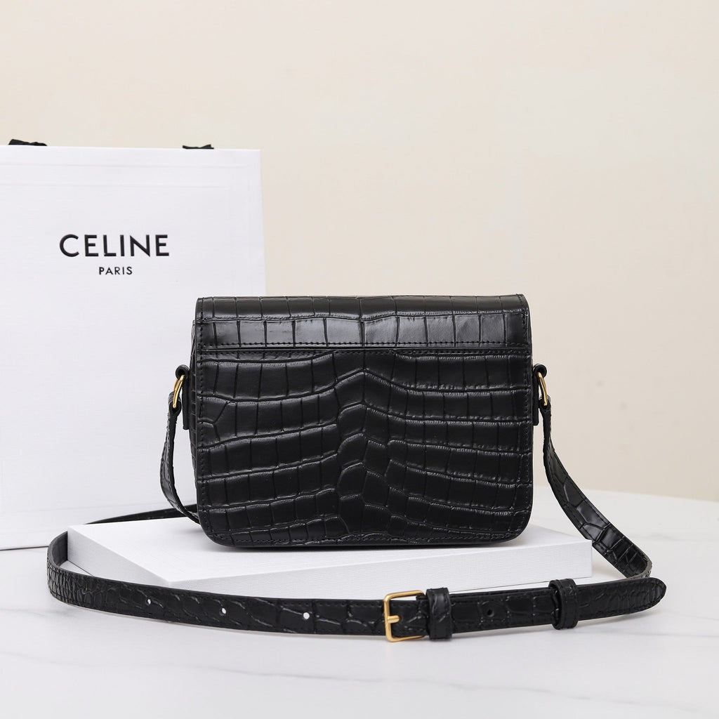 CELINE TRIOMPHE TEEN 18 BLACK ALLIGATOR SKIN