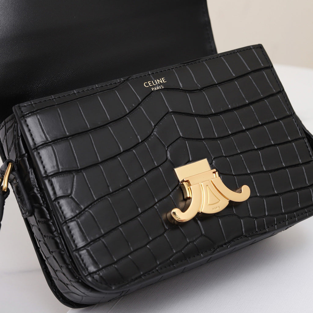 CELINE TRIOMPHE TEEN 18 BLACK ALLIGATOR SKIN