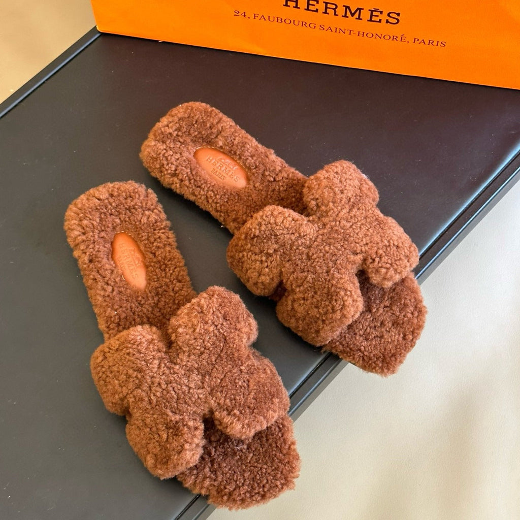 HERMES 0RAN SANDAL SHEARLING BROWN