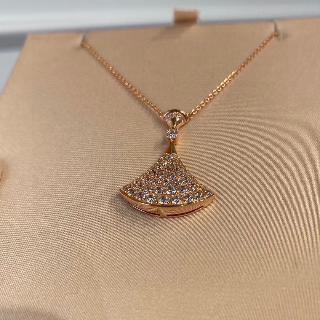 18K BVLGARI BVLGARI Dream Pave Diamond Necklace