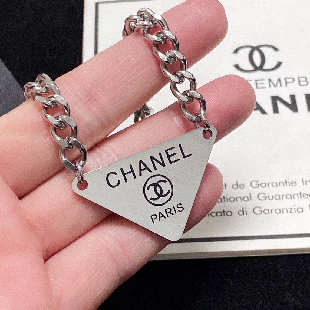 18K  Chanel Triangle Necklace