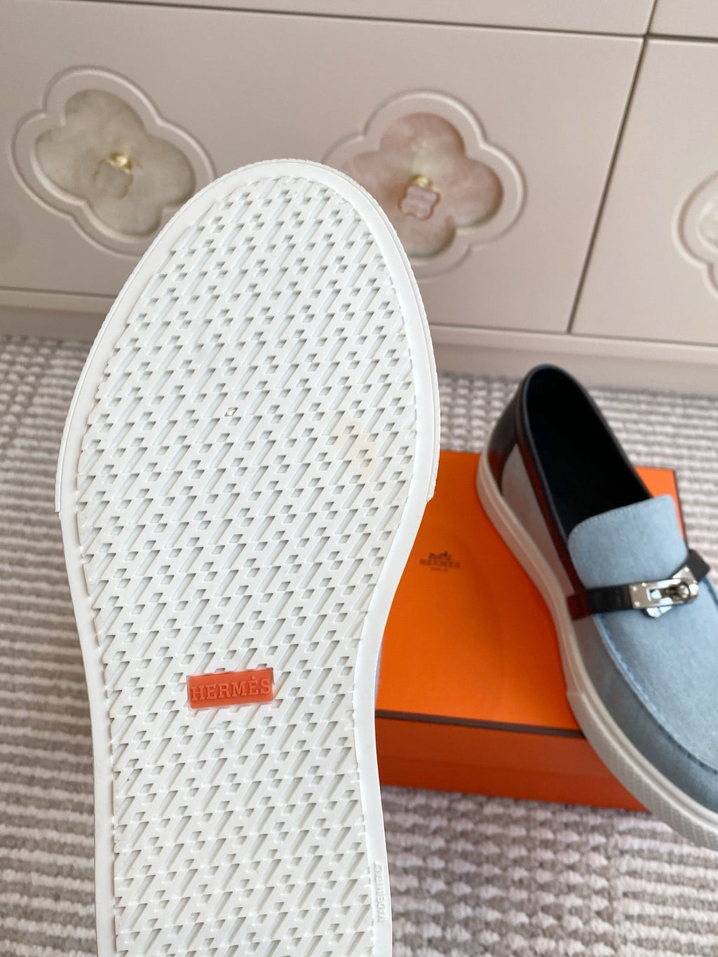 HERMES 25S SLIP-ON IN SKY BLUE CANVAS AND BLACK LAMBSKIN WITH SILVER HARDWARE