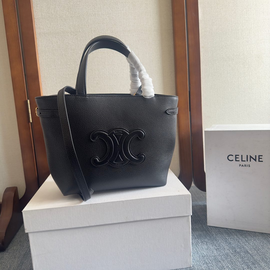 CELINE MINI CABAS ANAÏS CUIR TRIOMPHE 20 IN BLACK GRAINED CALFSKIN