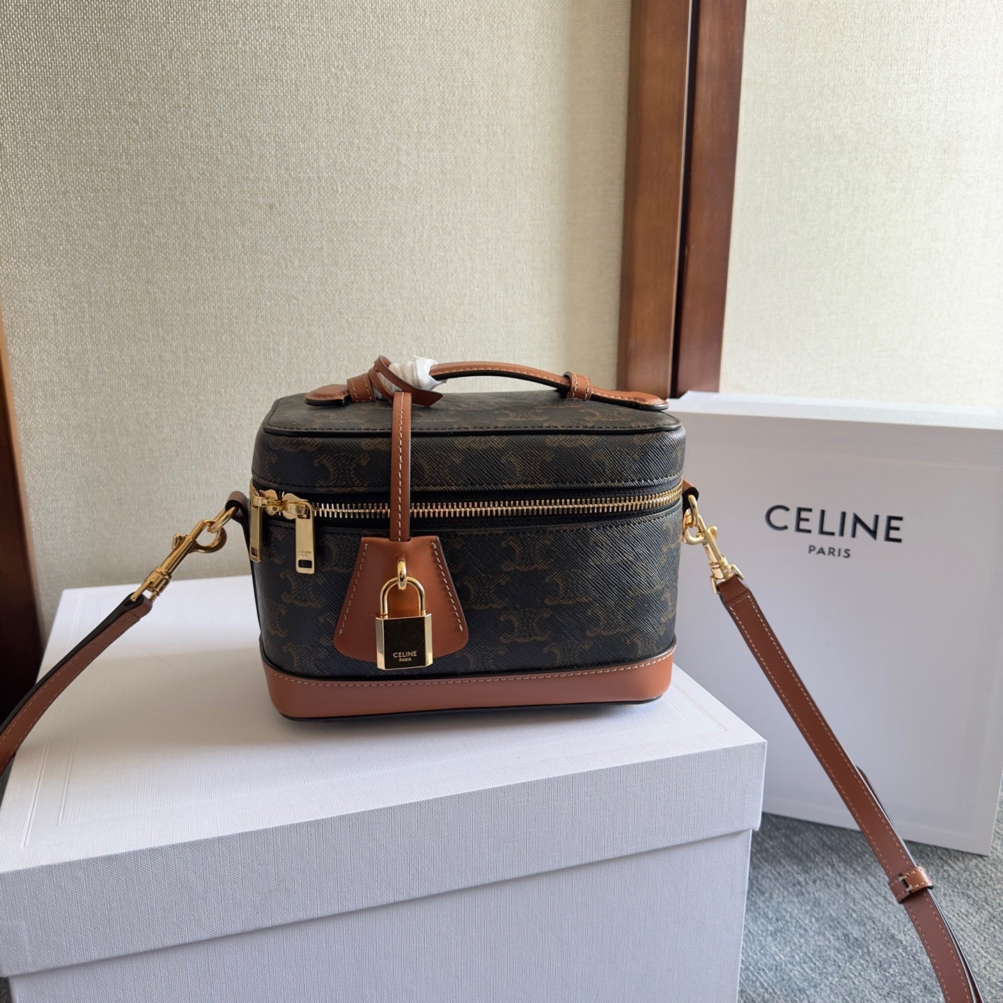 CELINE VANITY 18 IN BLACK TRIOMPHE CANVAS AND BROWN CALFSKIN GOLD HARDWARE