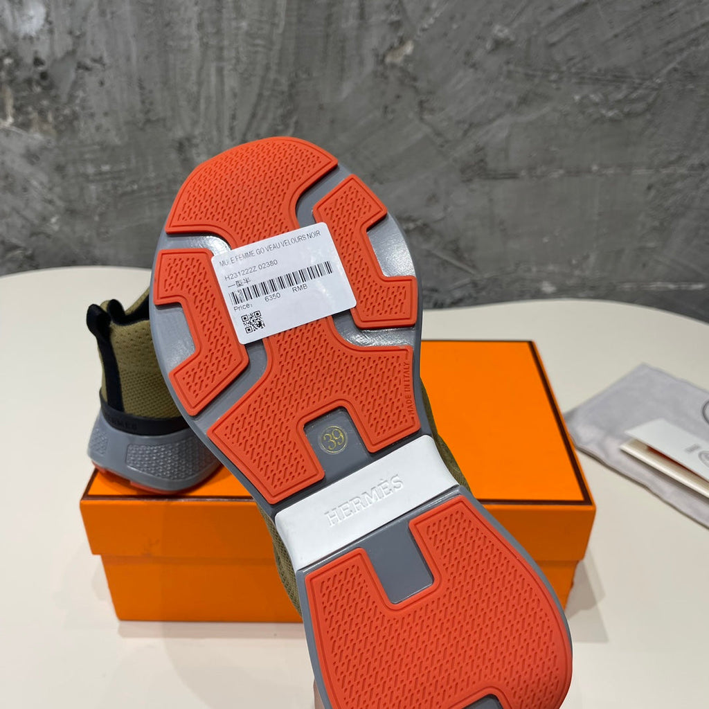 HERMES HEROS SNEAKERS OLIVE GOATSKIN