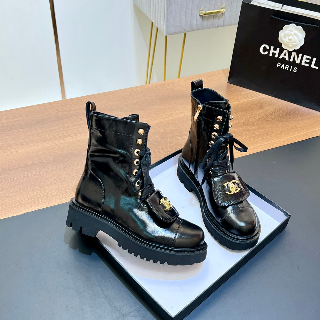 CHANEL 25S HIGH ANKLE BOOTS WITH ZIPPER IN BLACK FULL CALFSKIN GOLD HARDWARE