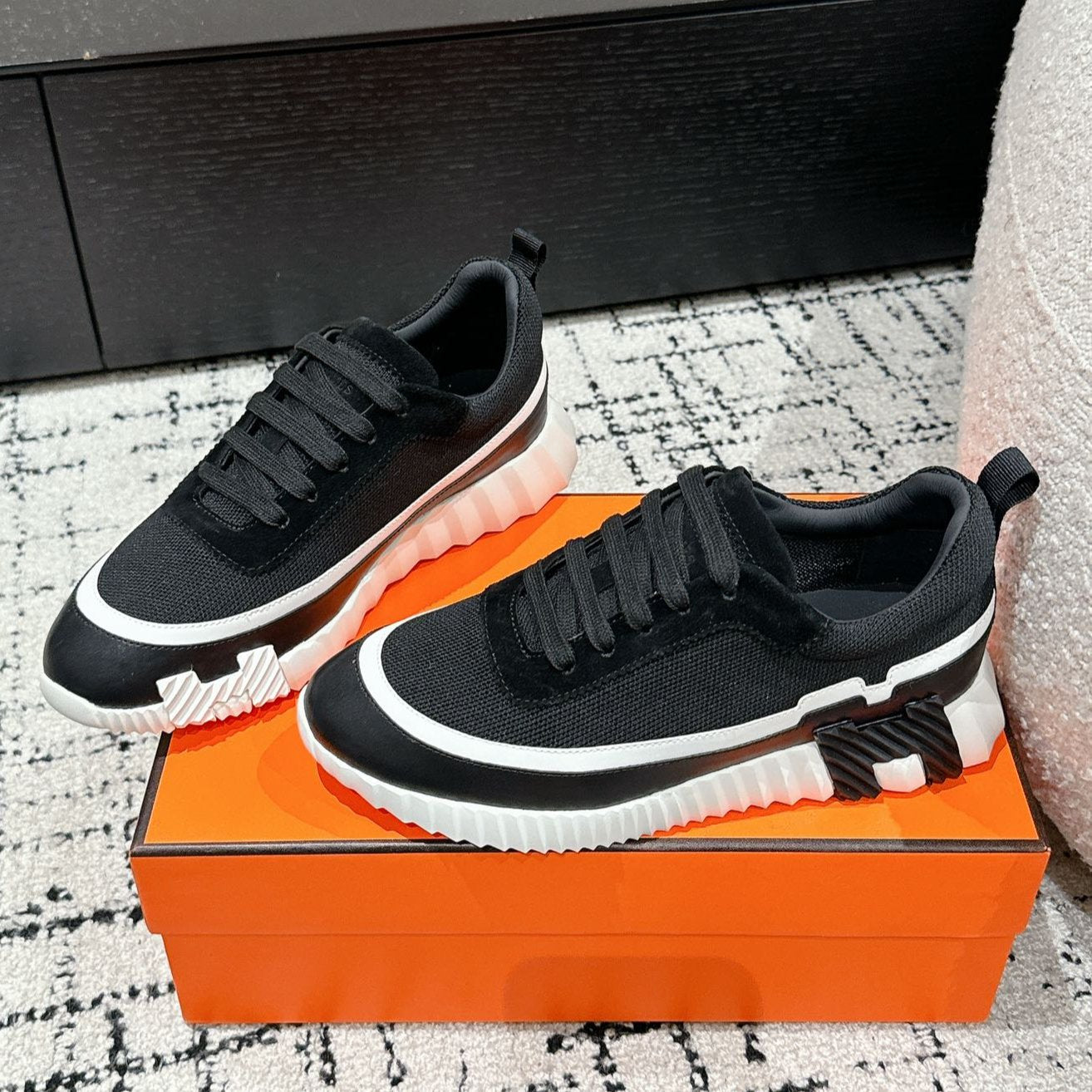 HERMES BOUNCING SNEAKER IN BLACK MIX WHITE CALFSKIN AND FABRIC