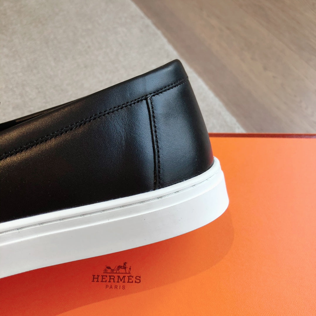HERMES GAME SLIP-ON SNEAKER BLACK WITH TASSELS CALFSKIN