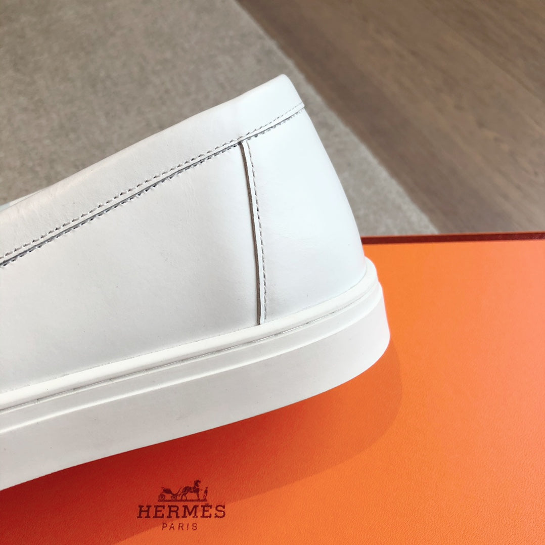 HERMES GAME SLIP-ON SNEAKER WHITE WITH TASSELS CALFSKIN