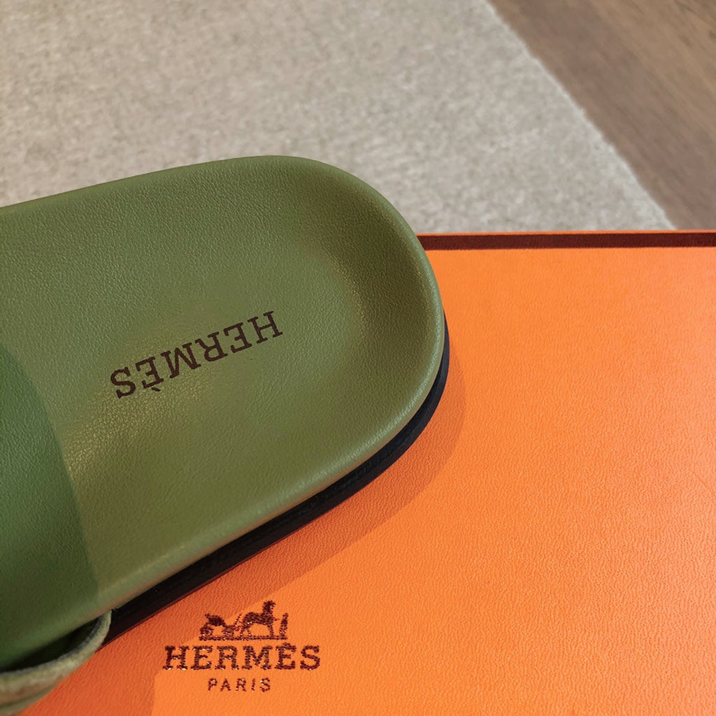 HERMES EMPIRE SANDAL LIGHT ARMY SUEDE