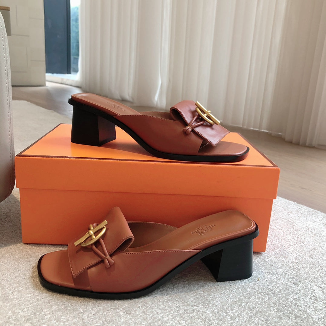 HERMES ILOT 45 SANDAL CARAMEL CALFSKIN
