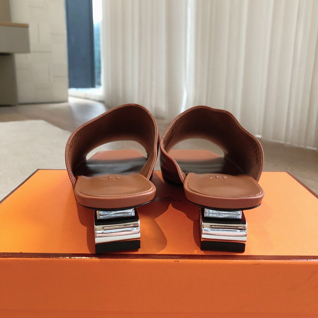 HERMES ICONIQUE 25 SANDAL CARAMEL CALFSKIN