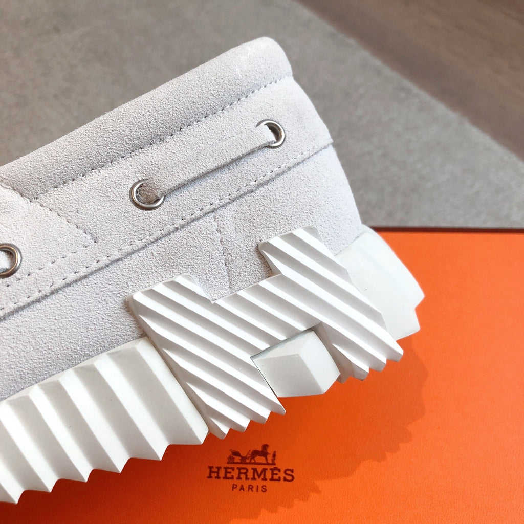 HERMES KETCH SNEAKER IN PALE GRAY SUEDE