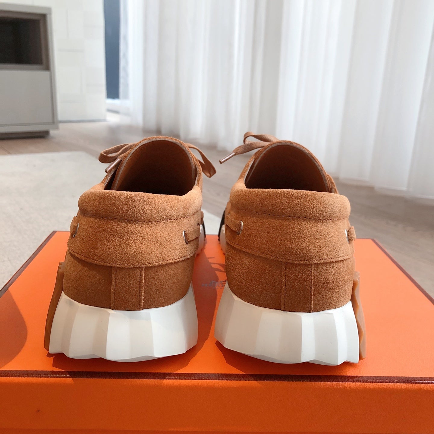 HERMES KETCH SNEAKER IN BRONZE BROWN SUEDE